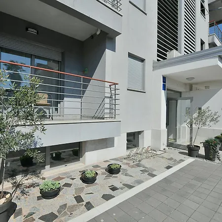 Rudan Apartment