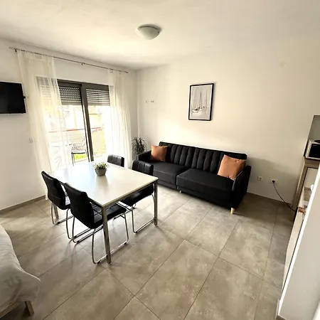 Rudan Apartment *